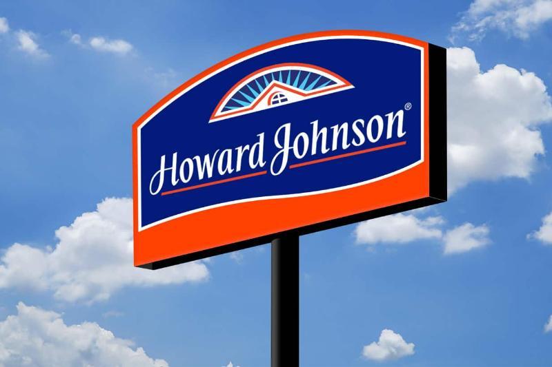 Howard Johnson Riverview Hotel Canton Extérieur photo